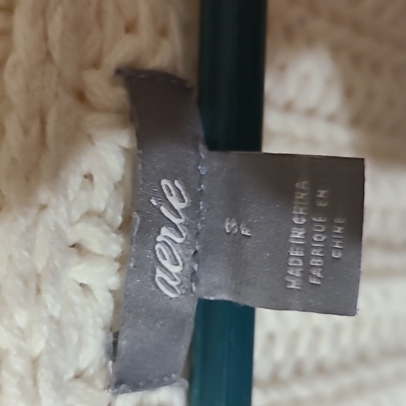 Aerie Chunky Cable Knit Lace Up Cream Sweater - Picture 2 of 7